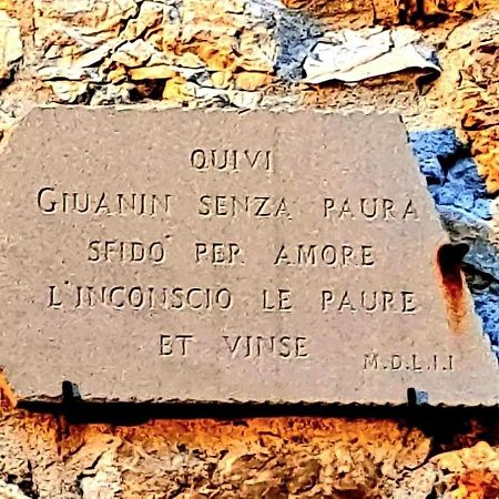 Un Piccolo Castello Medioevale Vicino 5 Terre Vila Giucano Exterior foto