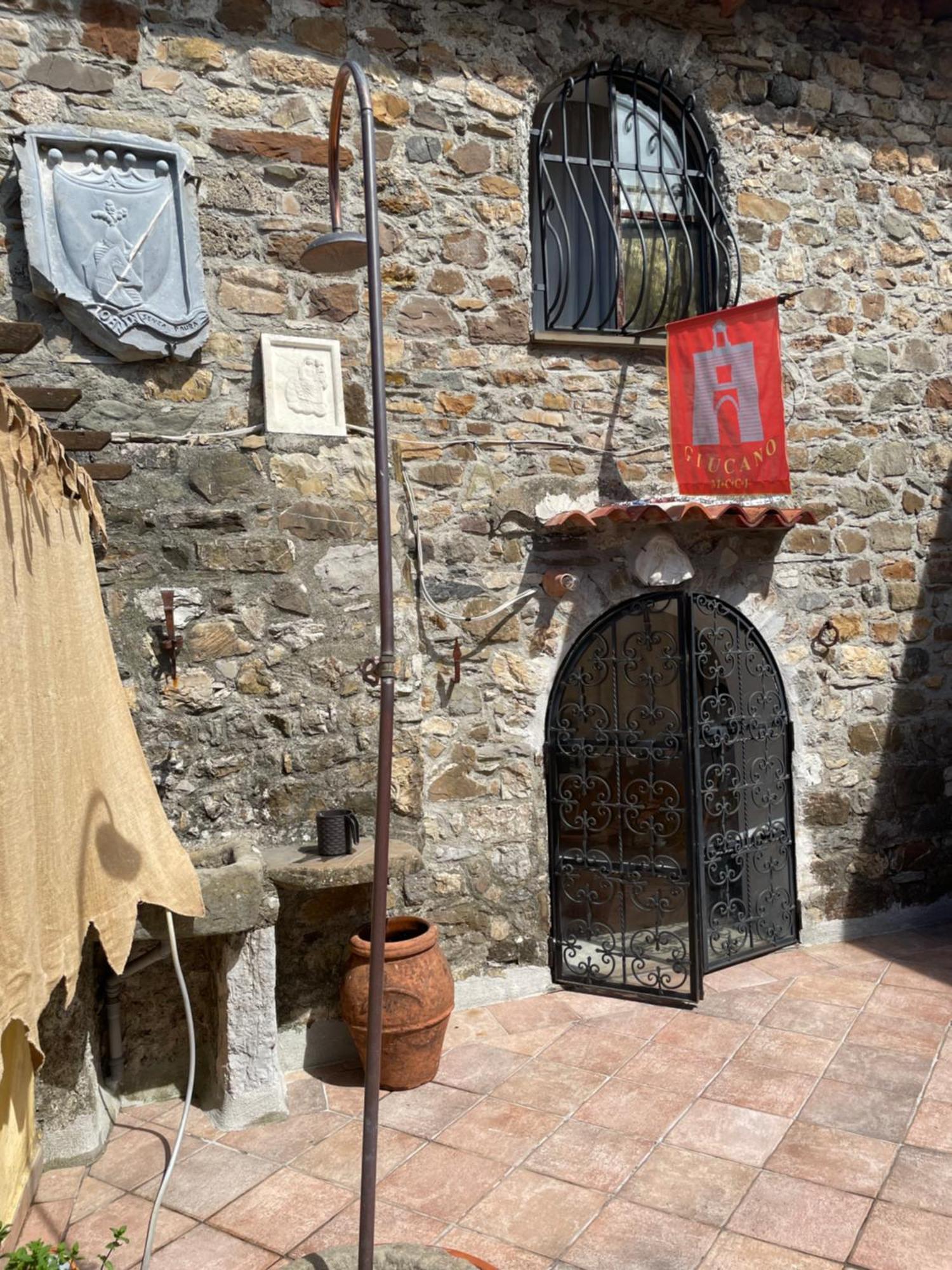 Un Piccolo Castello Medioevale Vicino 5 Terre Vila Giucano Exterior foto